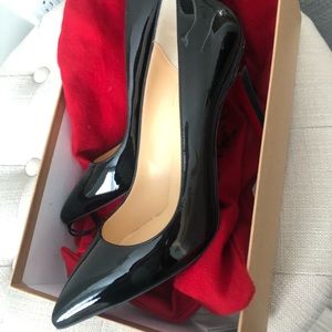 Christian Louboutin pigalle black pumps